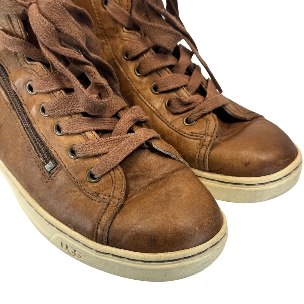 UGG Blaney Brown Leather High Top Sneakers Tassel Side Zip Womens Size 7.5 Shoes